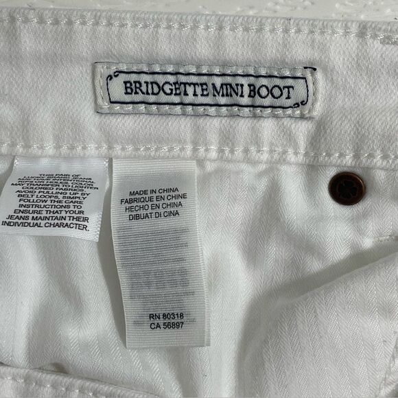 LUCKY Brand Bridgette Mini Boot White Jeans Size 8 / 29 Cropped Raw Hem Denim - Picture 7 of 10